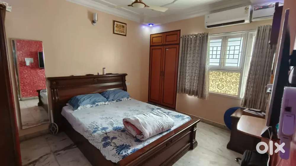 Teynampet 1 RK Fully furnished flat Rent Rs 12k advance 6 months rent