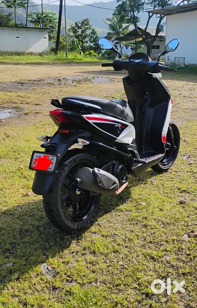Price 40000 Aprilia SR150