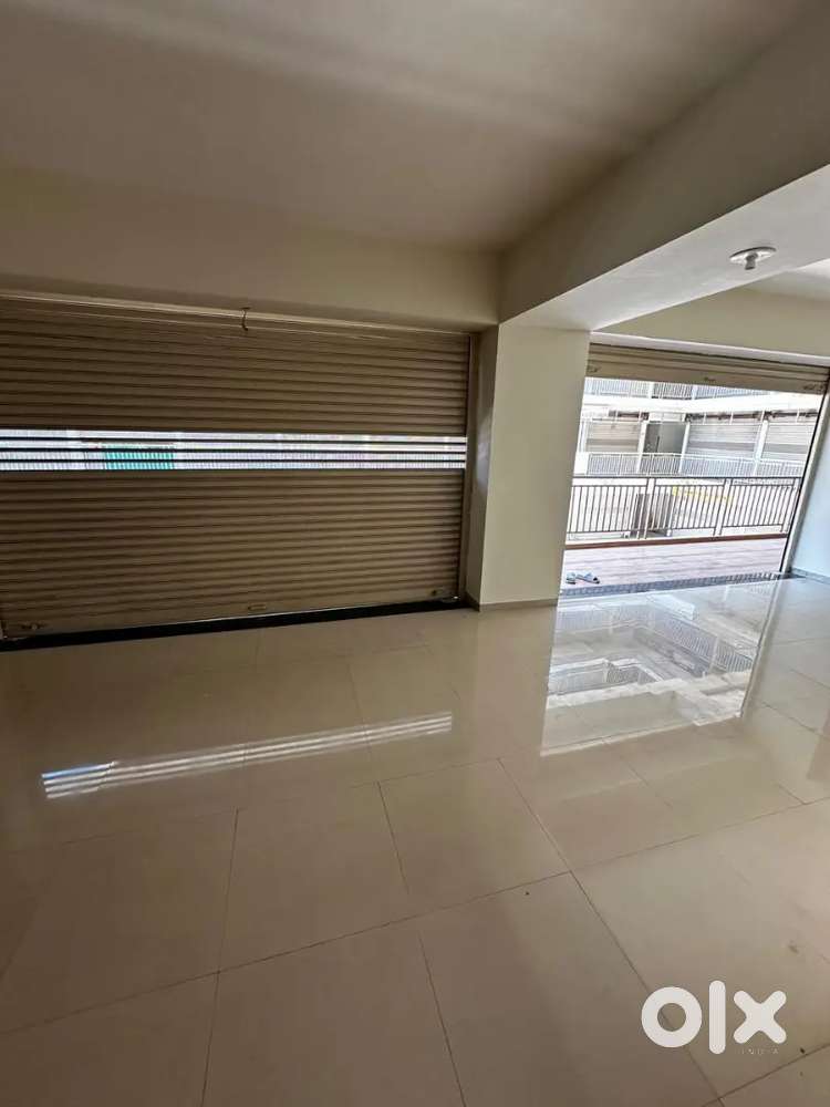 Shop for rent on main Sinrod road with 3 shutters