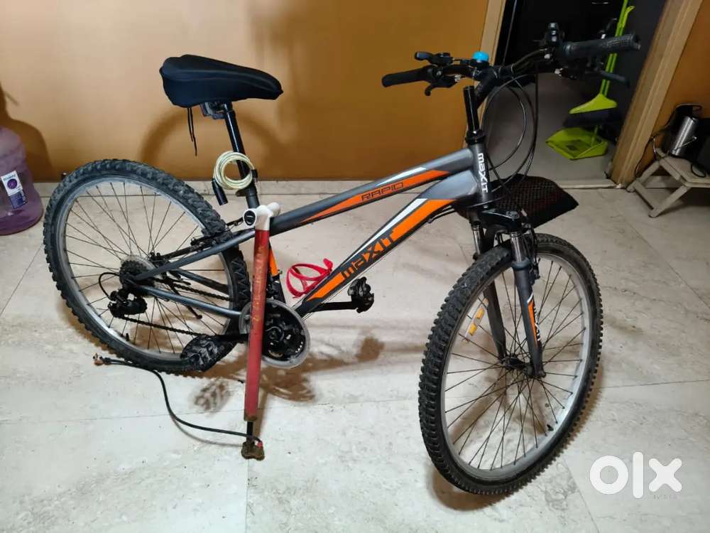 Maxit Rapid 6 gear cycle with safety lock and air pump