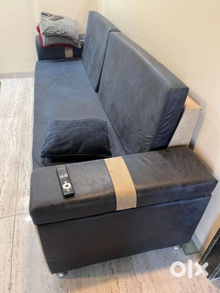 Sofa set of 3 sitter