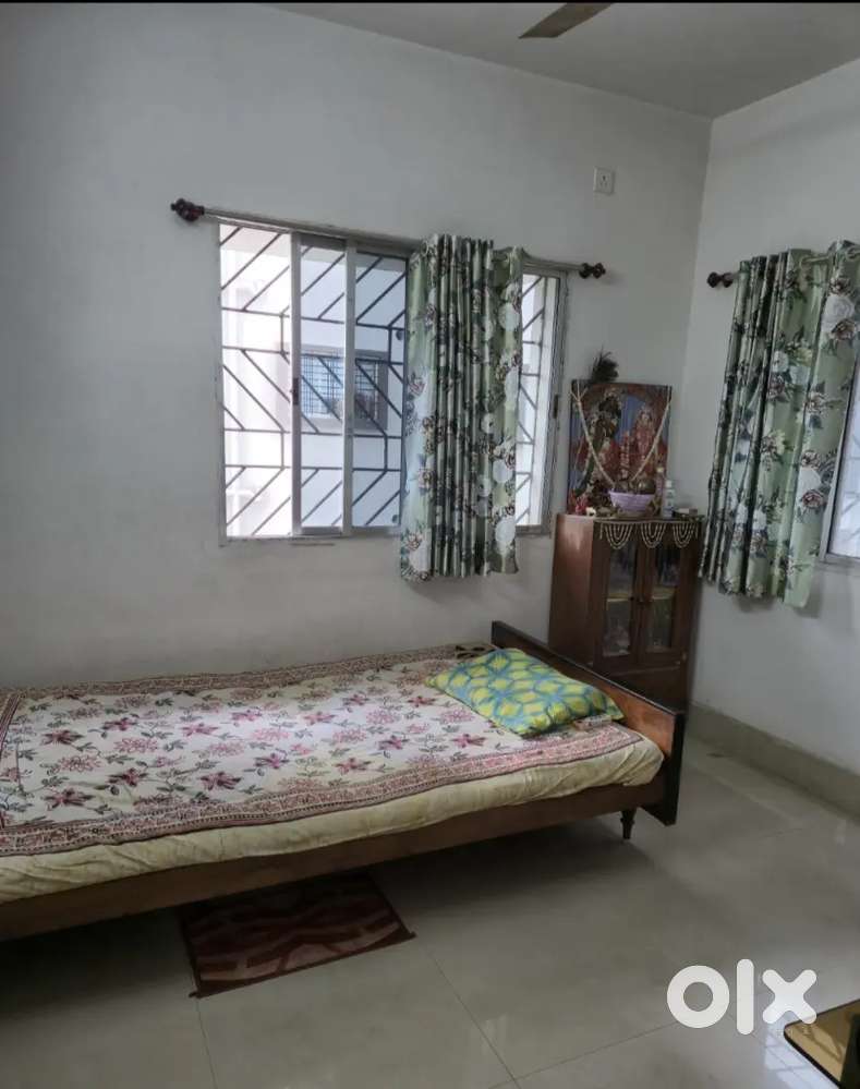 1bhk 2bhk 3bhk available on cheap rate contact me  fast