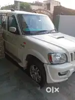 Mahindra Scorpio 2013 Diesel 200000 Km Driven