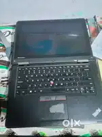 Argent selling laptop