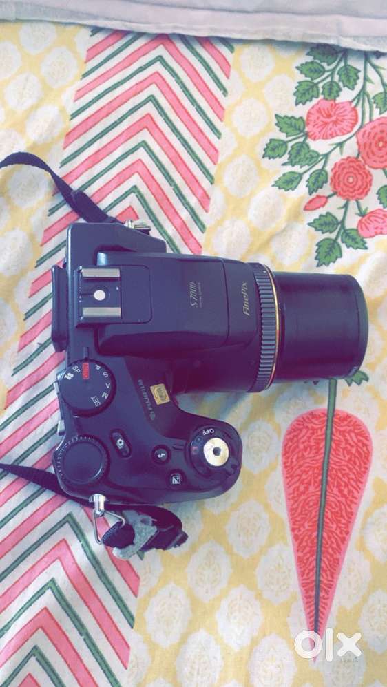 Finepix camera  with lens
