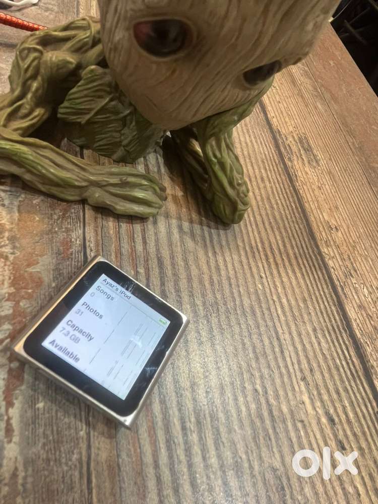 Apple iPod Nano 6th Gen 8Gb With Fm