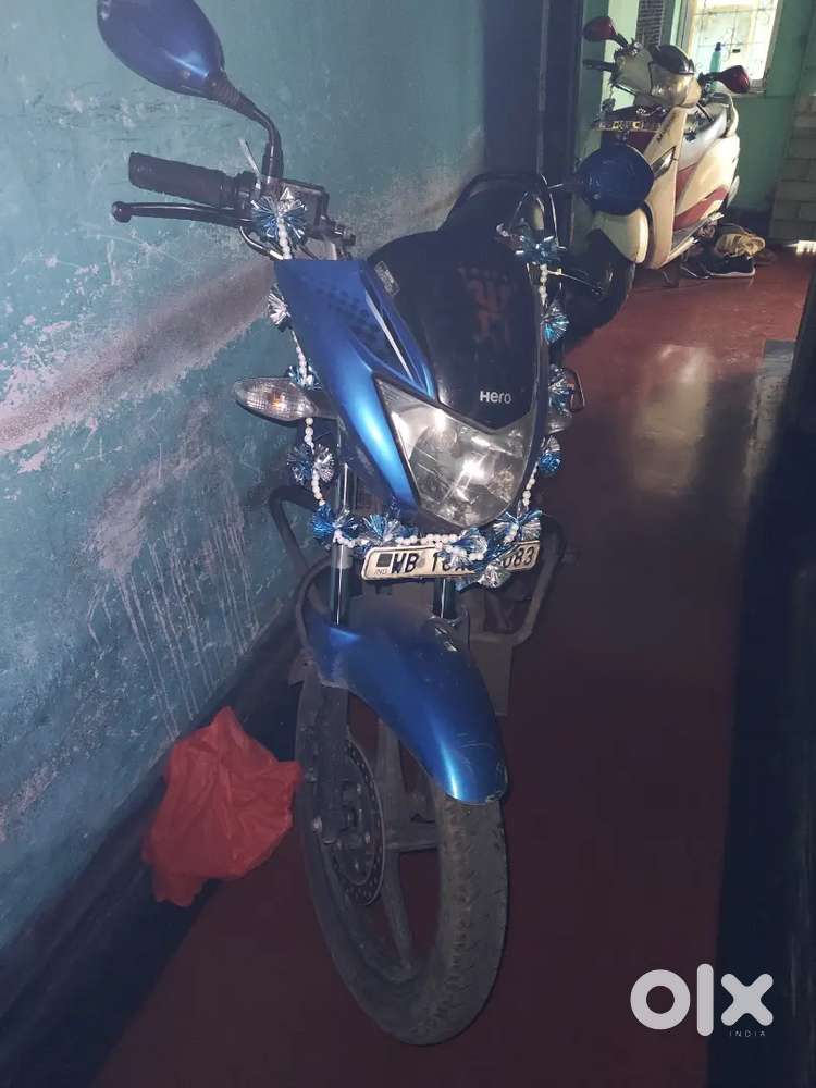 Best condition top model glamour bike FI model mini Dickey, foot guard