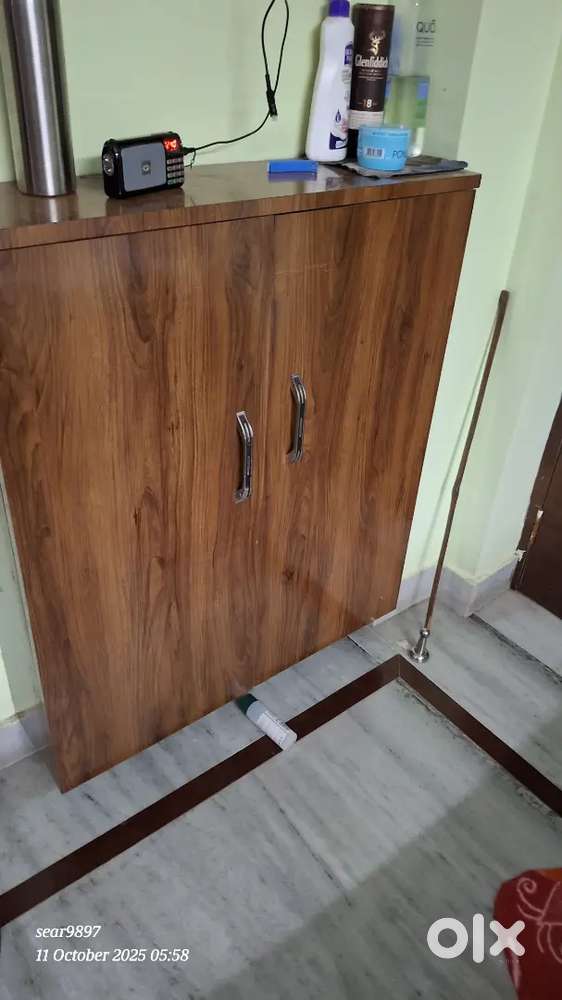 Five seater sofa+ six seater dining table urgent sale