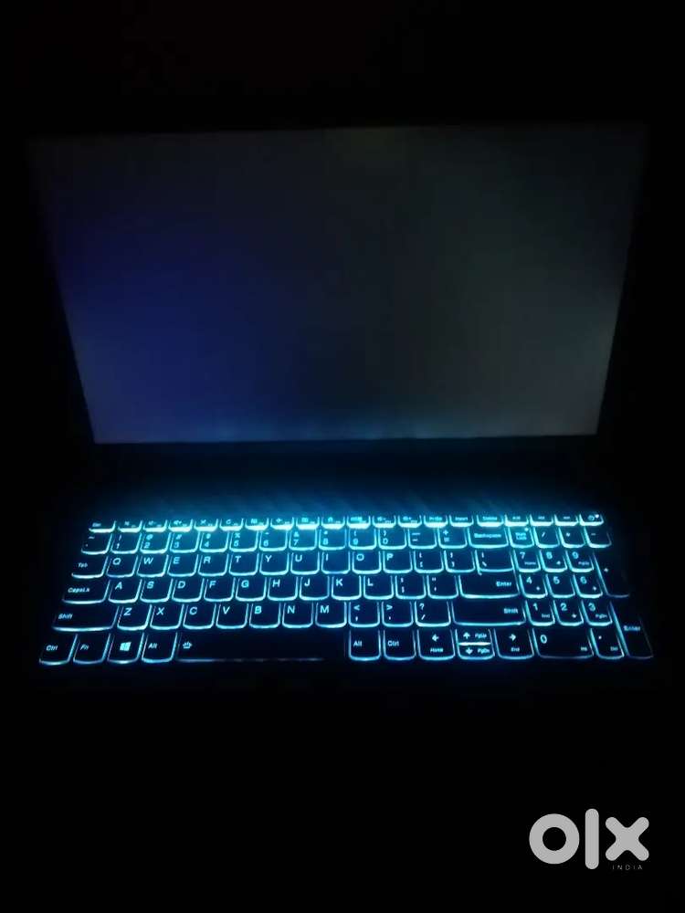 Lenovo IdeaPad i5 3gb graphics