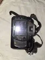 Nikon D80 camera no change only 1 battery