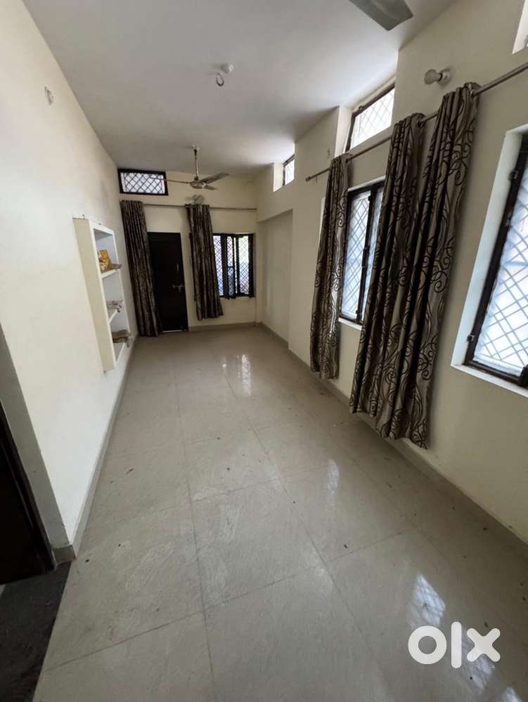 Ground floor available for rent