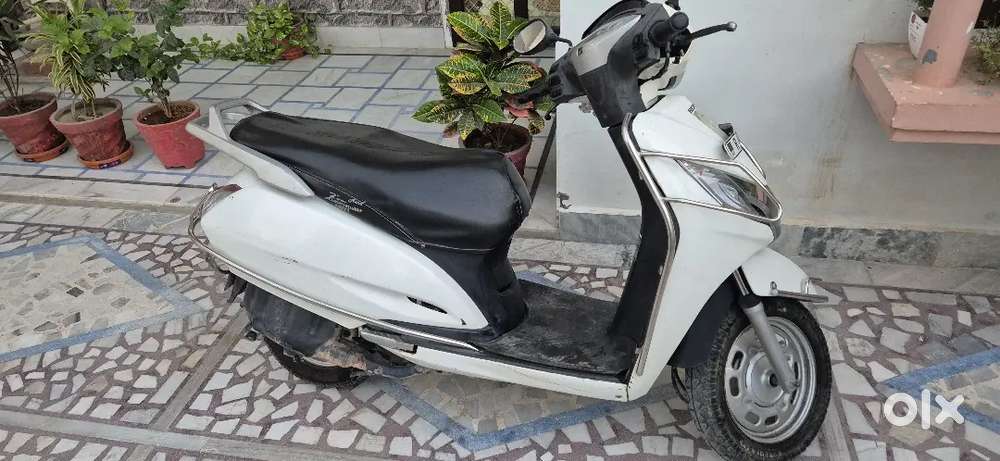 Honda Activa in good condition, 2015 model