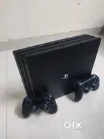 PS4 & 2 Controllers Combo