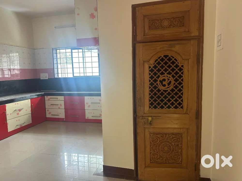 2 BHK SEMI FURNISHED FLAT FOR RENT AT BHAGYA NAGAR