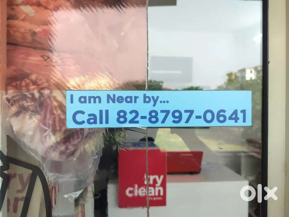 Vivek vihar sector 82 noida pickup delivery boy in drycleaning compay