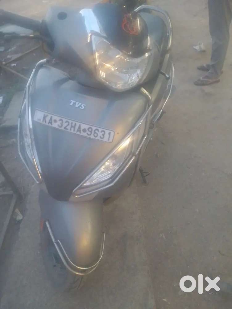 TVs Jupiter 125