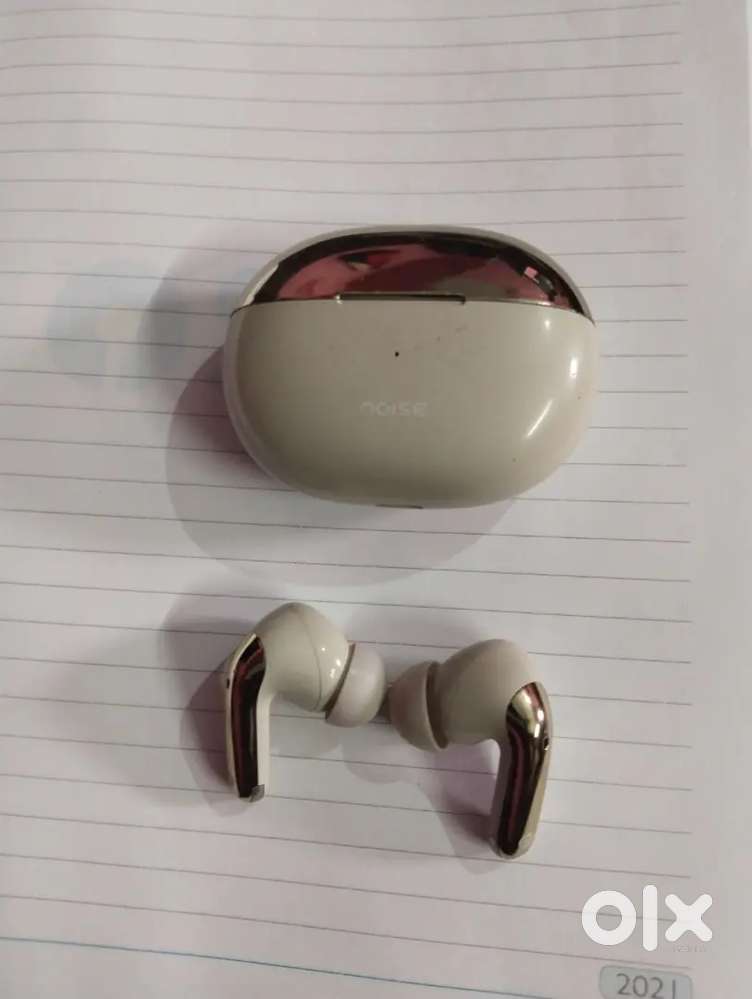 My new earphone