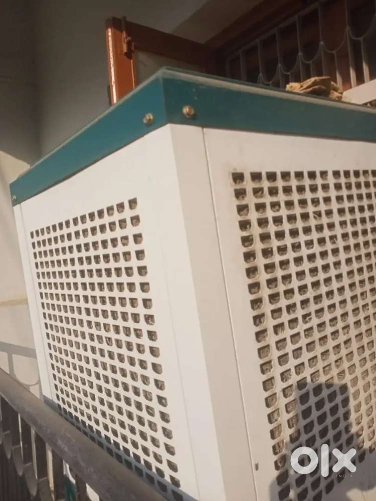  water cooler in good conditionmedium size,new body