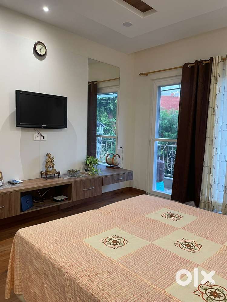 1 kanal brand new house in sector -8 chandigarh