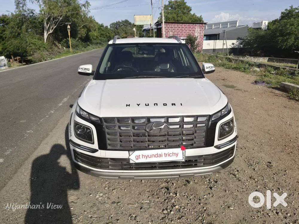 Hyundai Venue 1.2 S Plus, 2022, Petrol