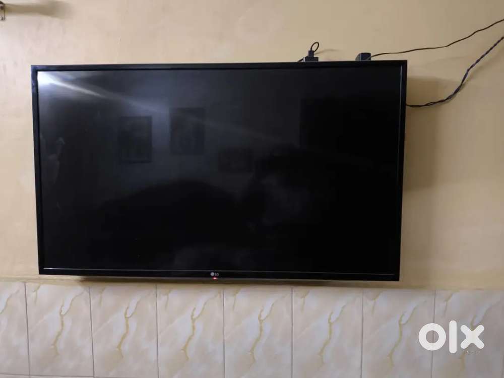 LG 43 INCH FULL HD TV WITH AMAZON FIRE STICK