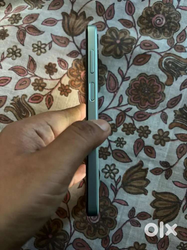 Samsung f 15
