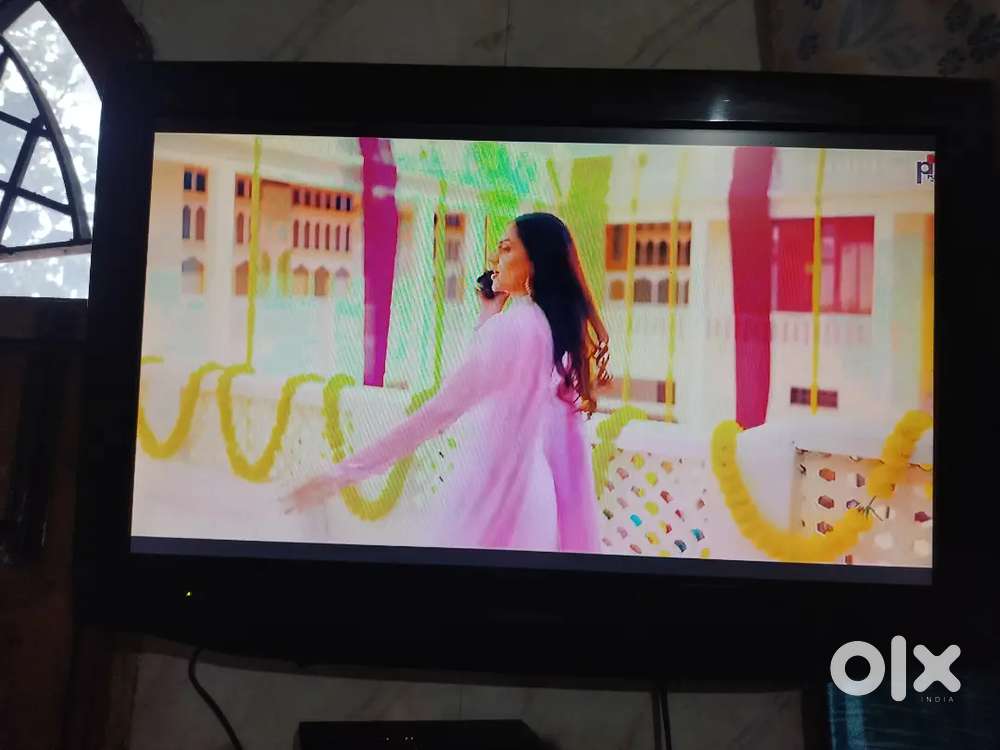 Panasonic LCD TV 24' For Sale Good condition