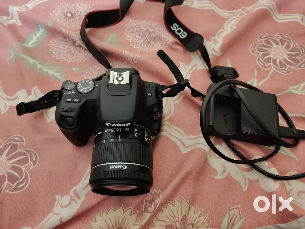 Canon EOS 200d