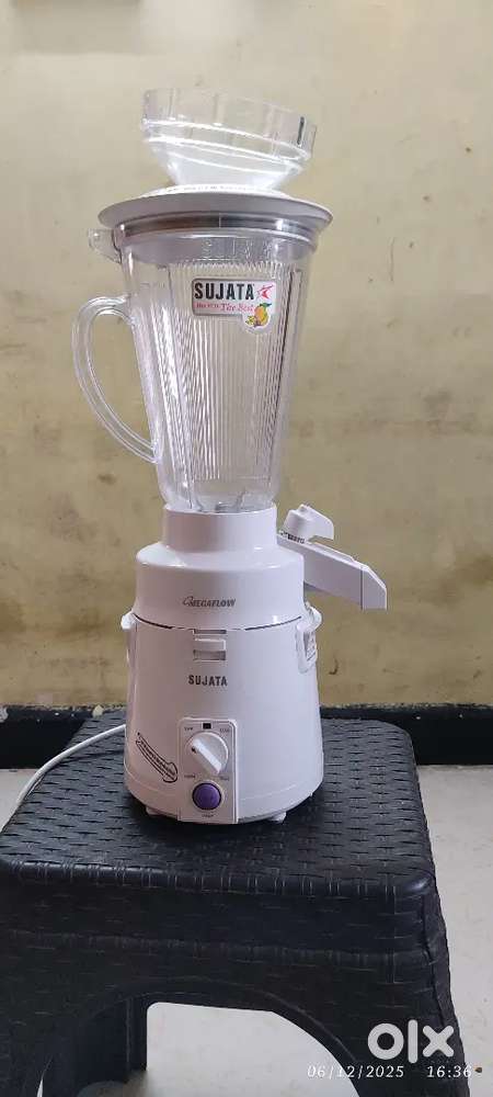 SUJATA JUICER MIXER