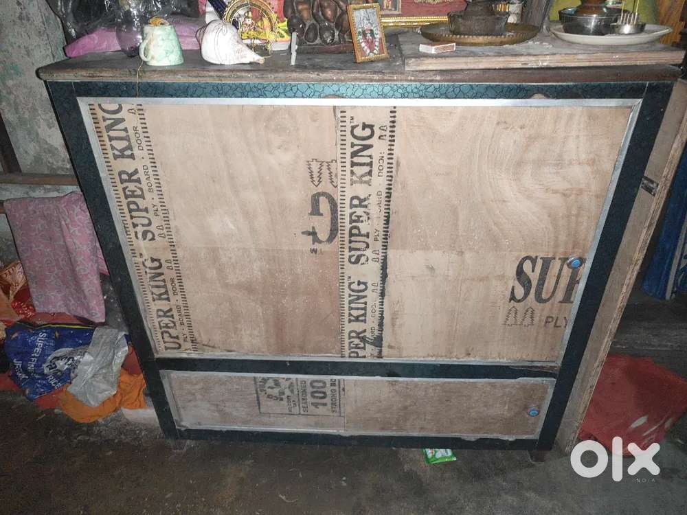 Show case for store and home