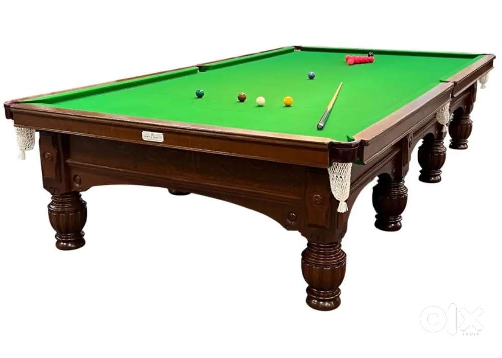 Snooker and pool tables