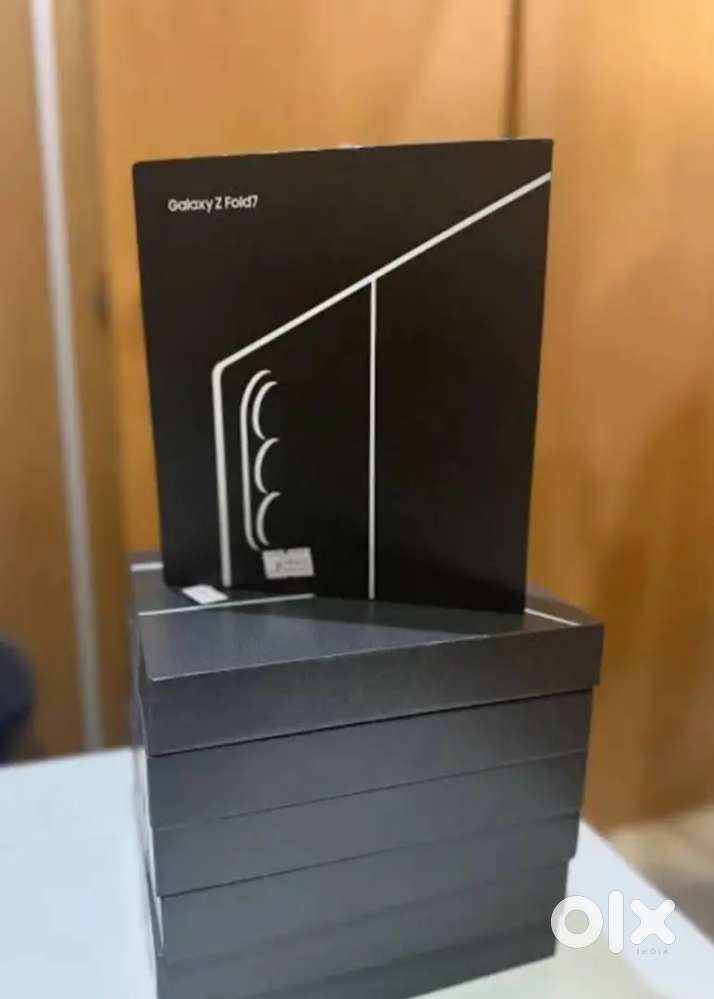 Samsung fold 7 256 gb Indian varient