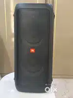 JBL PARTYBOX 300 HARMAN BLUETOOTH PARTY SPEAKER WITH BASS BOOST LIGHTS