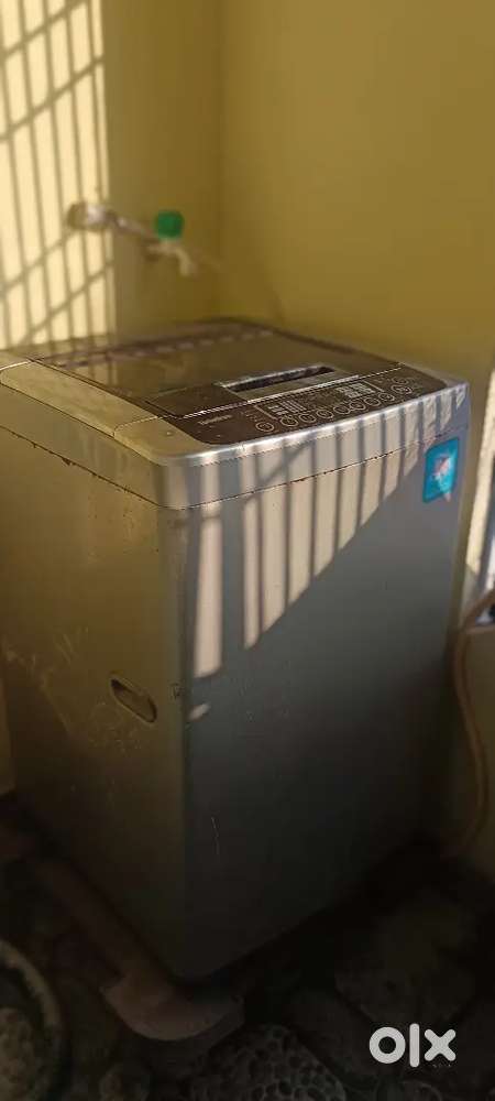 LG WASHING MACHINE AUTOMATIC TOP LOAD
