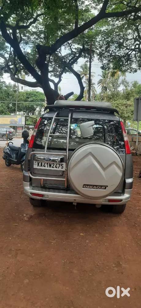 Ford Endeavour 2008