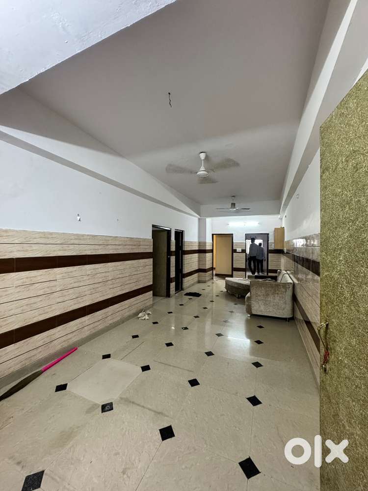 Shivalik complex near gold building