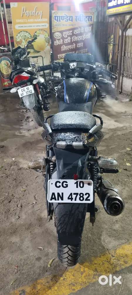 गाड़ी में किसी प्रकार का परेशानी नही है