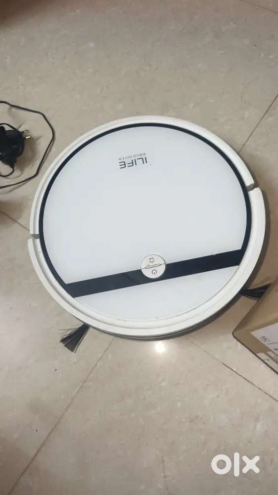 V3x Hybrid Dry & Wet Robotic Vacuum Cleaner