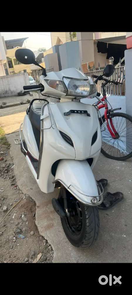 Activa 3G very nice condition