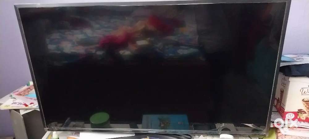 Samsung 43 inch smart TV