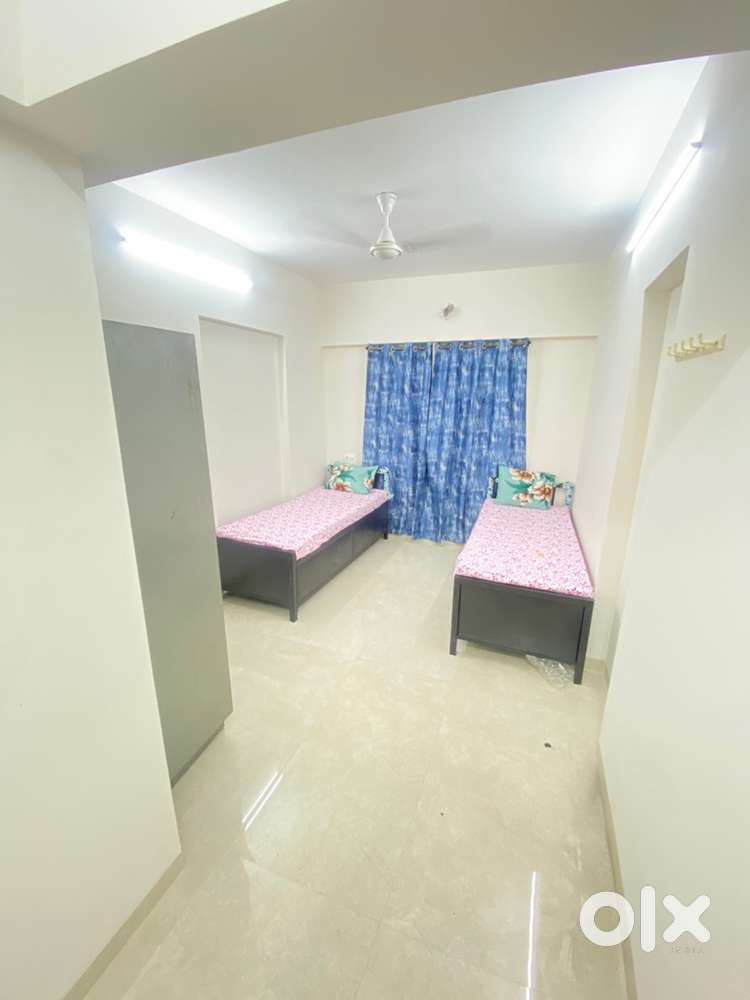 Female pg double three sharing accommodation andheri west
