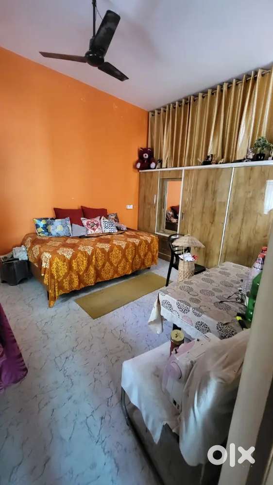 Awas Vikas 4BHK house in Indira Nagar, Lucknow