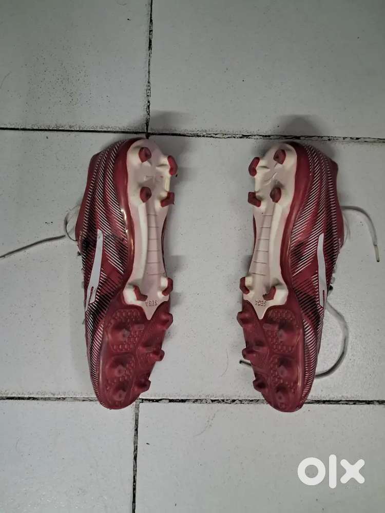 Football boots for sale