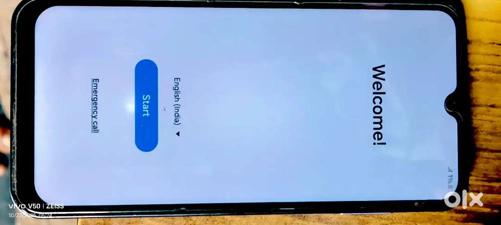 Samsung galaxy f15 5g 6+2 /128   DSL camera only green line