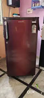 Kelvinator fridge 190 L good condition company condition