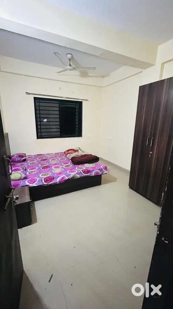 2 bhk flat with Bed wardrobe