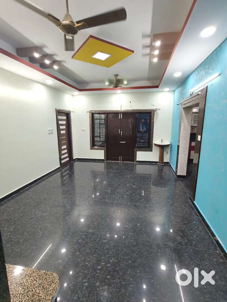 Beautifully interiored 2 bhk flat for lease cum rent in lr bande.