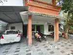near lakeshore Hospital, 3 BHK, 2 AC Rooms, kitchen,with homely food