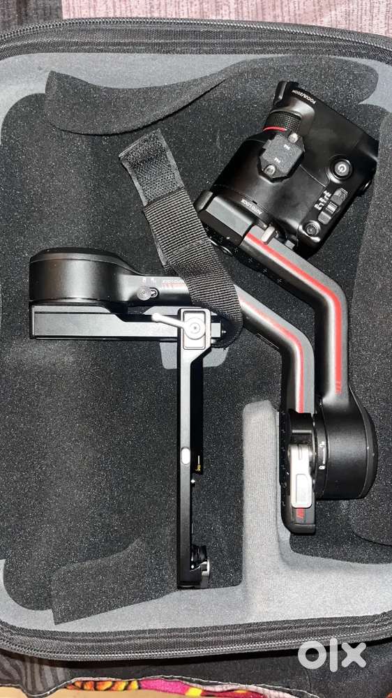 DJI RONIN RS3 with box and bill