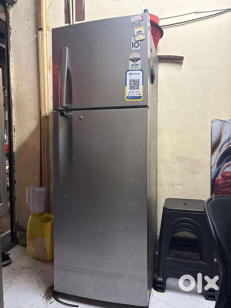 Urgent sell fridge refrigerator